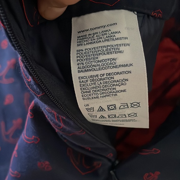 TOMMY HILFIGER Blue with Red Anchors Skirt Size 6 - Picture 6 of 6